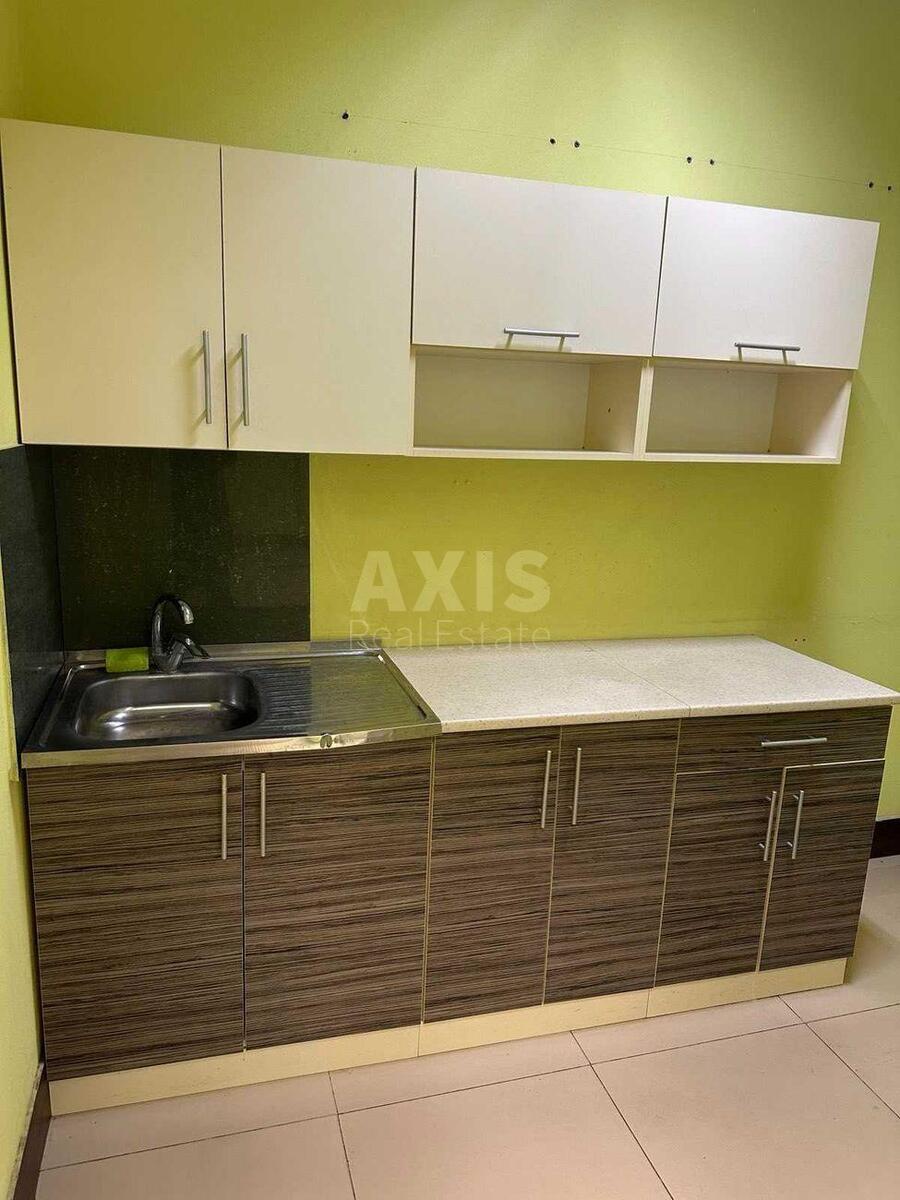 Office vul. Glybochyc'ka 32, 85m27