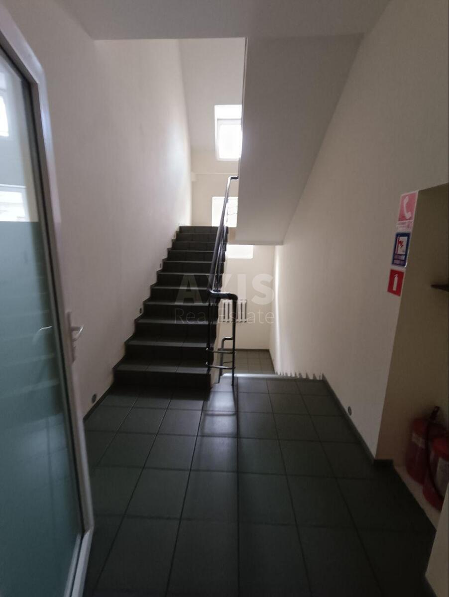 Office vul. Pymonenka Mykoly 13Б, 1612m2607611