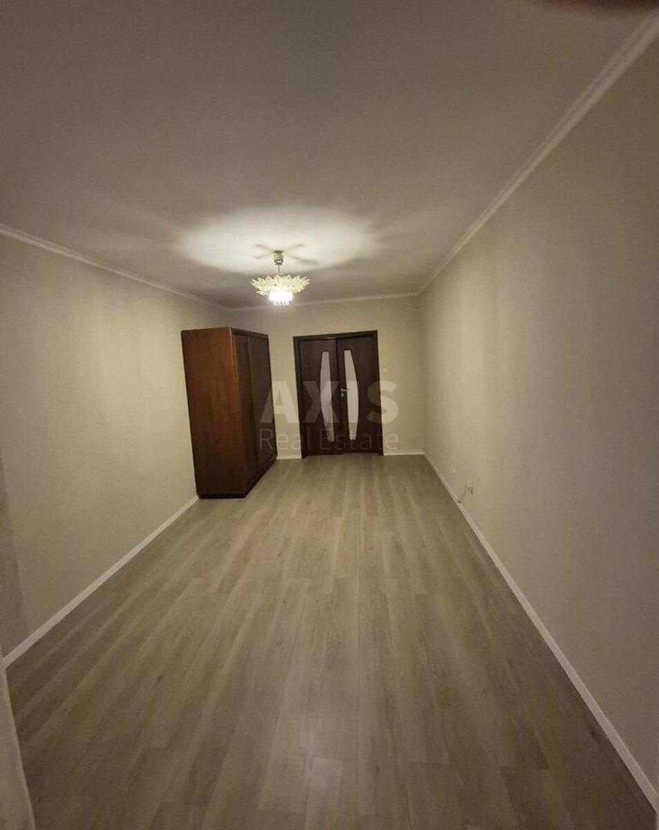 3k apartment vul. Myloslavs'ka 4608333