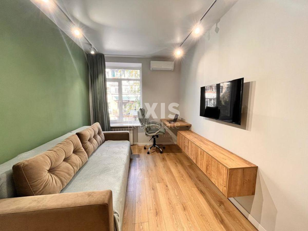 2k apartment vul. Shhekavyc'ka 42/485