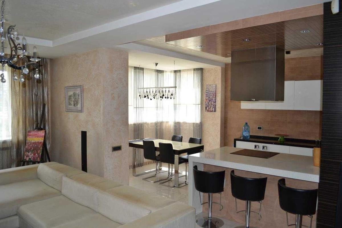 2к квартира ул. Голосеевская 130