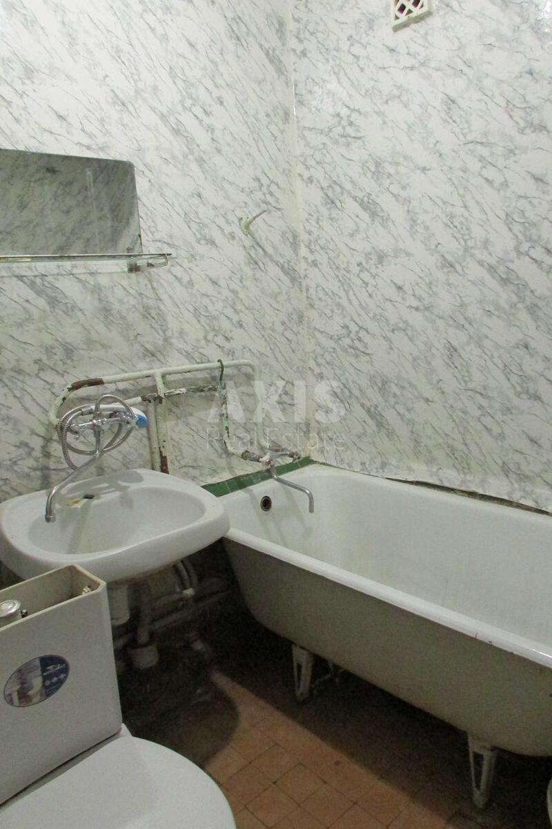 2k apartment vul. Doncja Myhajla 18А9