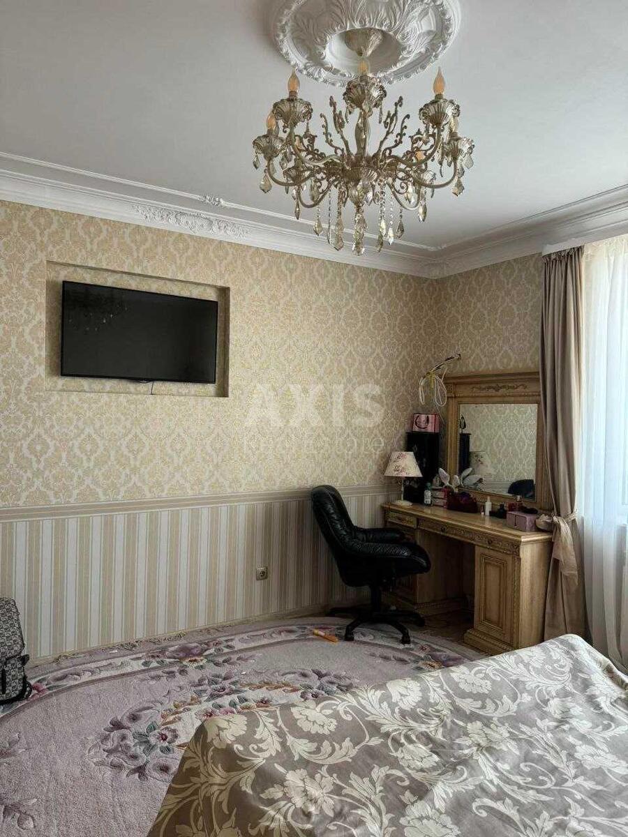 3k apartment nab. Dniprovs'ka 232