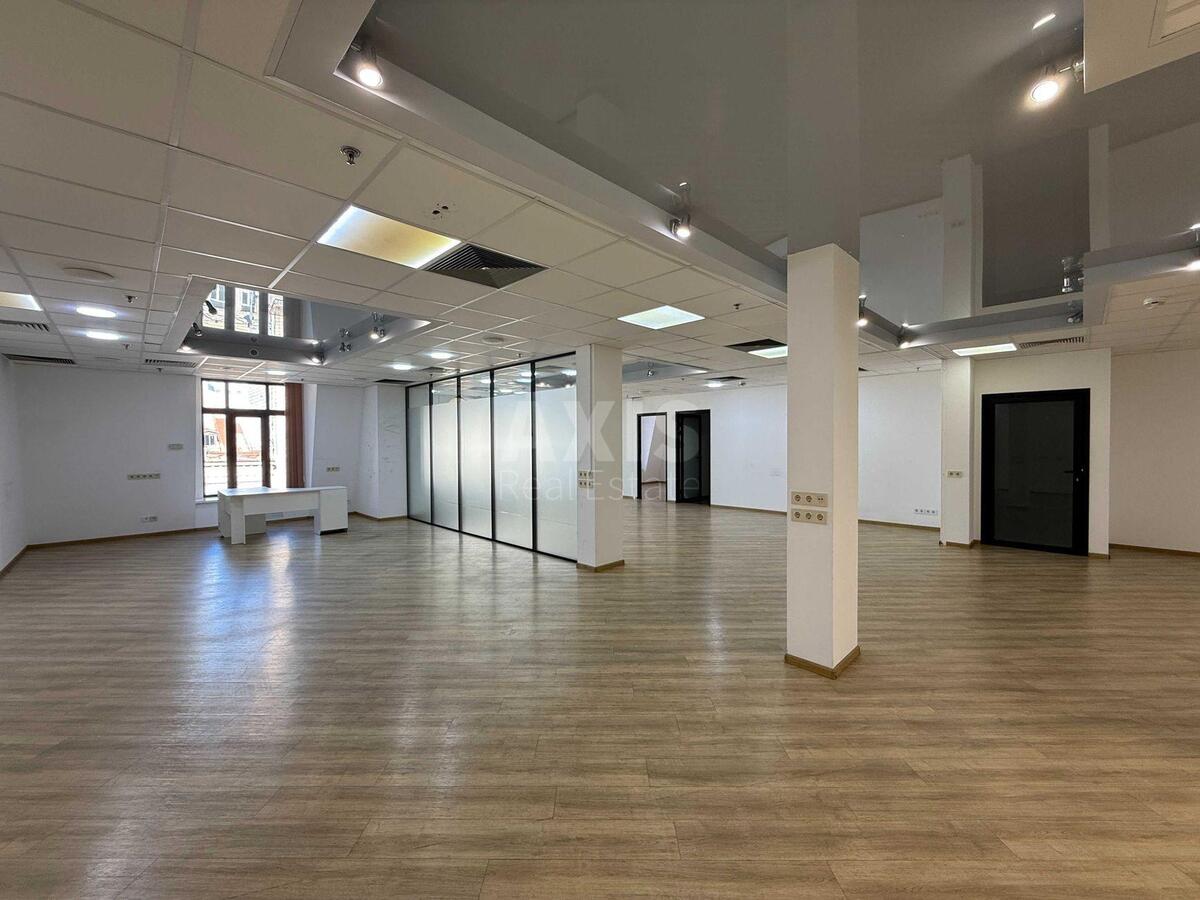 Office vul. Velyka Vasyl'kivs'ka 1/3, 644m2582210
