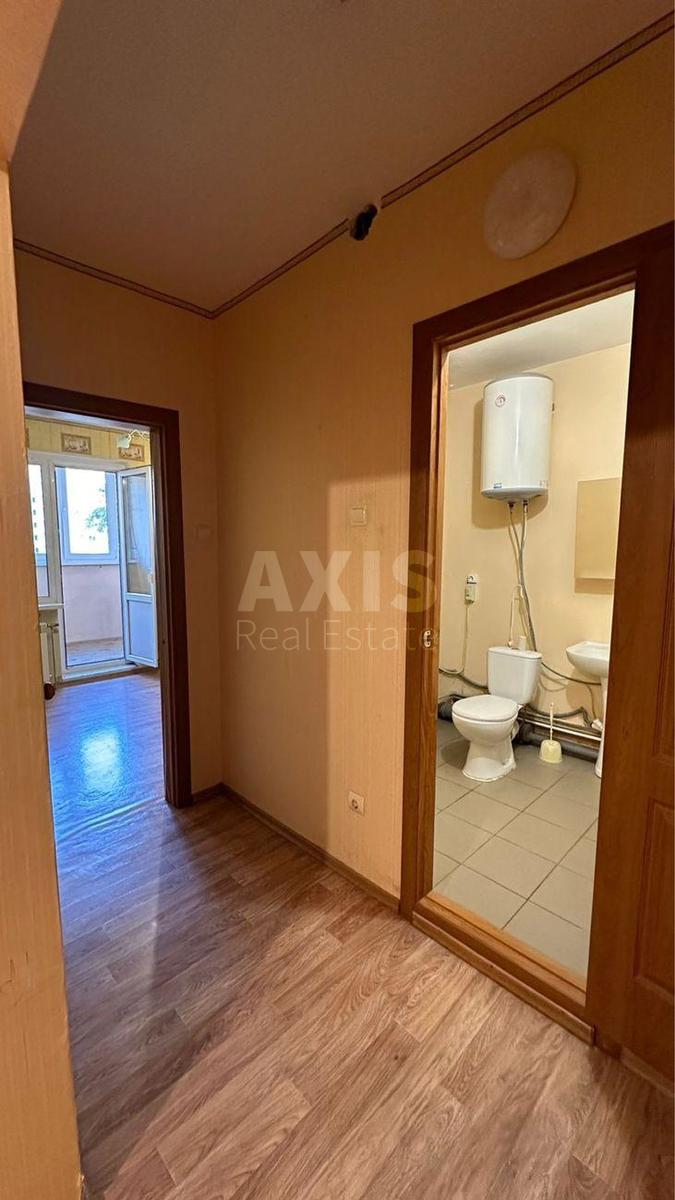1k apartment vul. Myhajla Maksymovycha 9В5