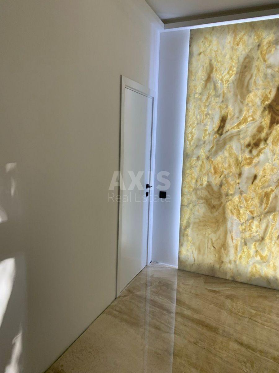 Office vul. Kudri Ivana 10, 75m26