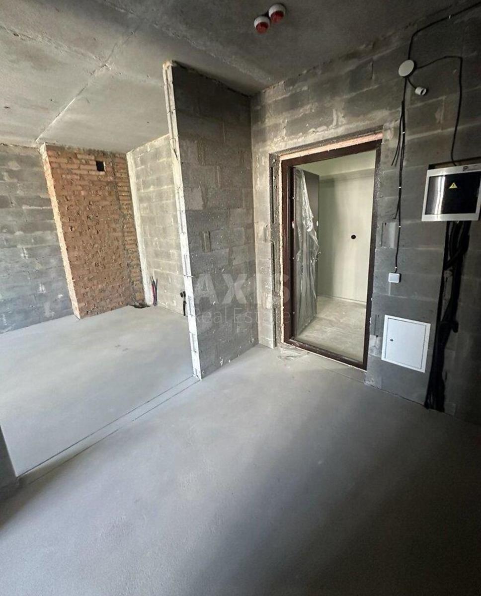 1k apartment vul. Oleksandra Olesja 11/31