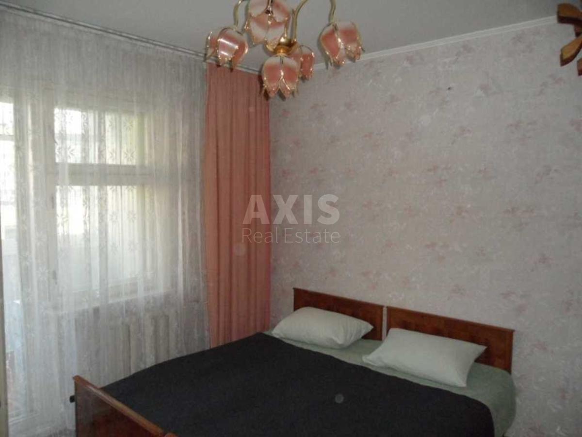 2k apartment vul. Rudenko Larysy 10В3