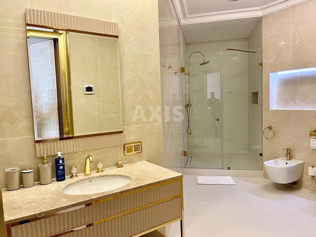 4k apartment vul. Mazepy Ivana 11Б595139