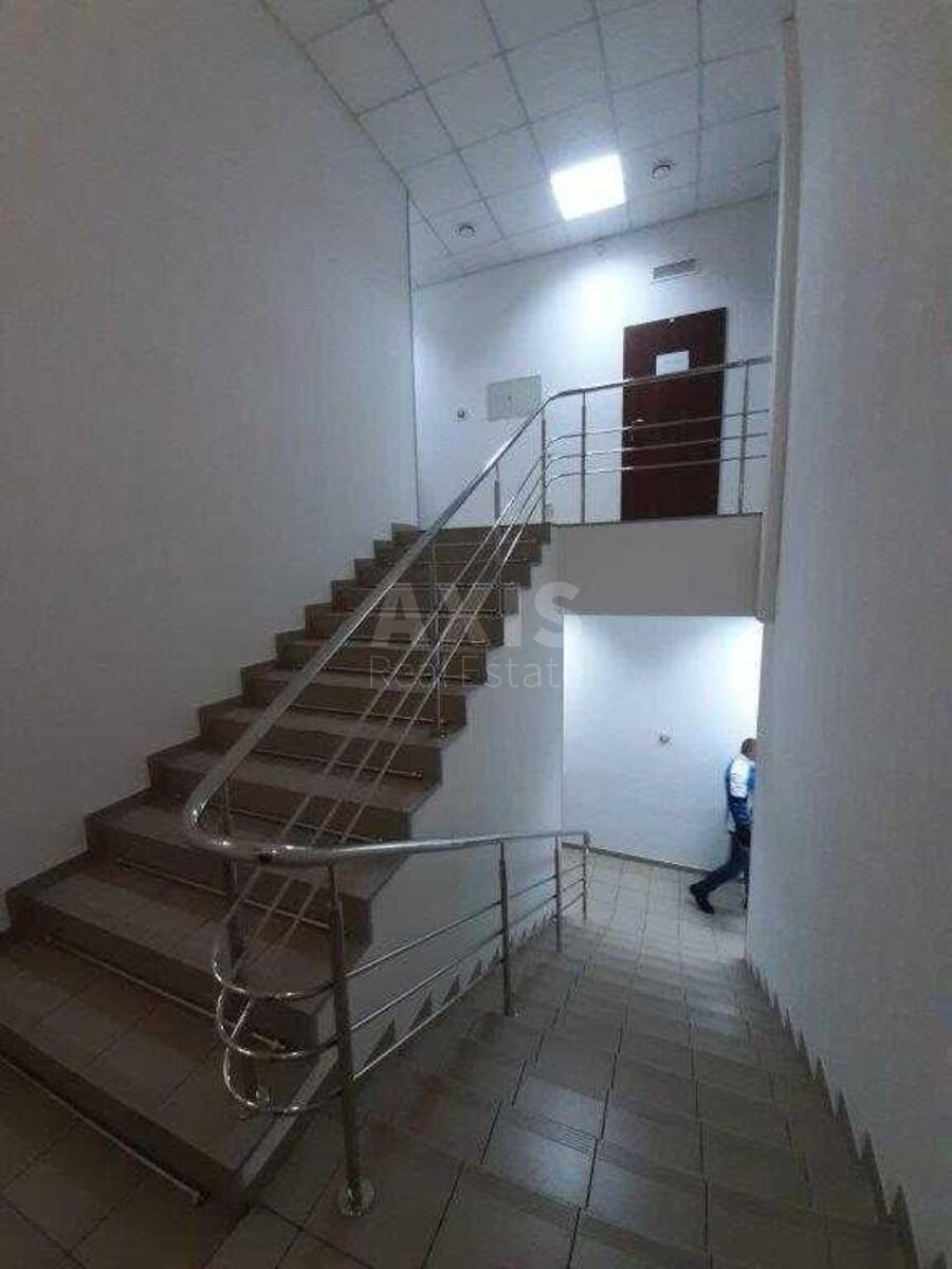 Офис ул. Хорива 55, 463м24