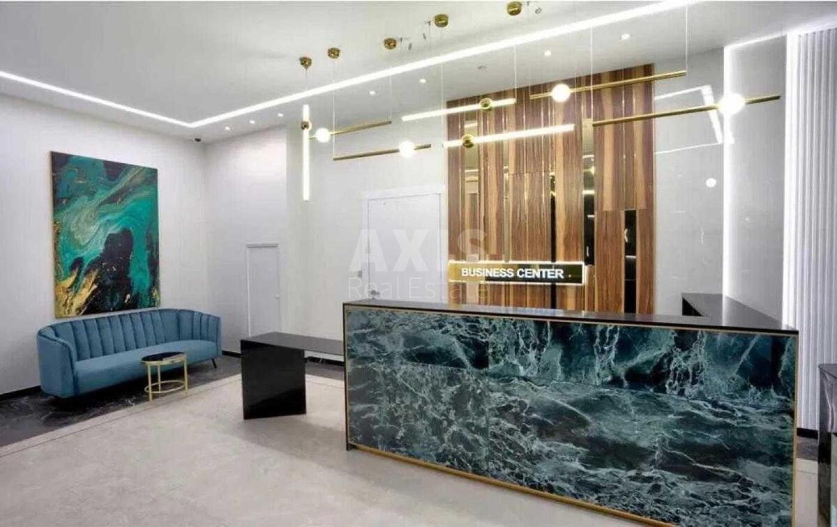 Office vul. Spas'ka 26/14, 1440m2
