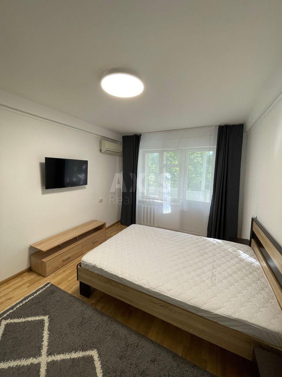 1k apartment vul. Lytvynenko-Vol'gemut 1В22