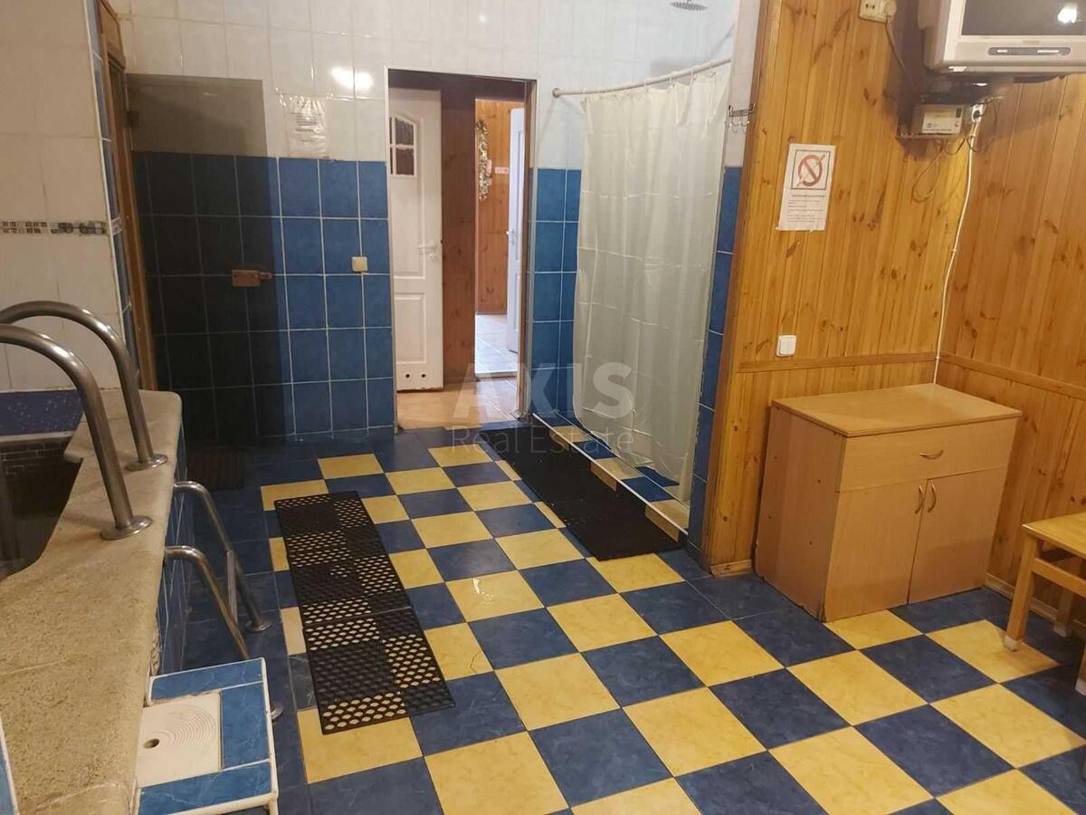 Service object vul. Tupoljeva Akademika 18Д, 165m25