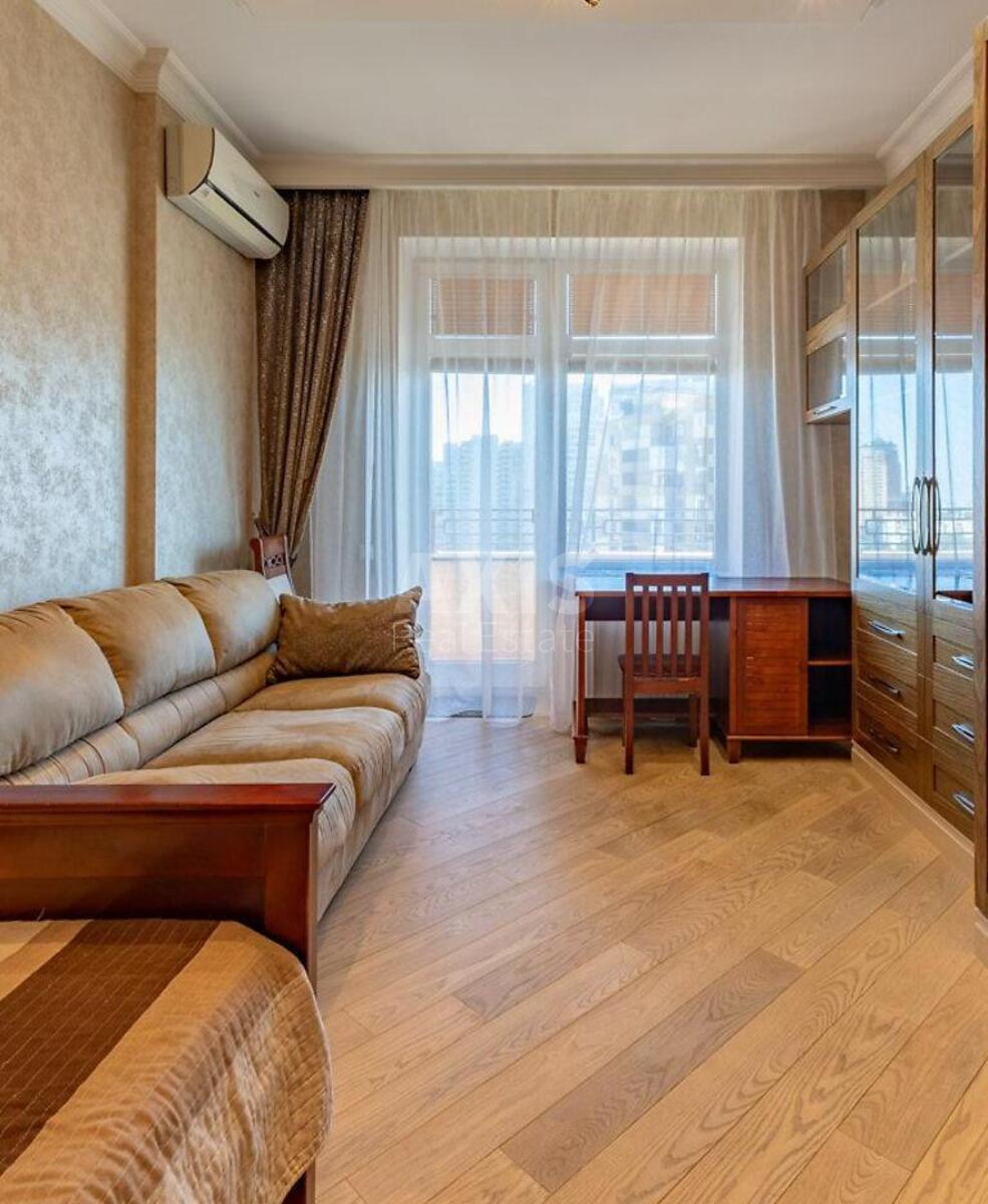 3k apartment vul. Jevgena Konoval'cja 36В592063