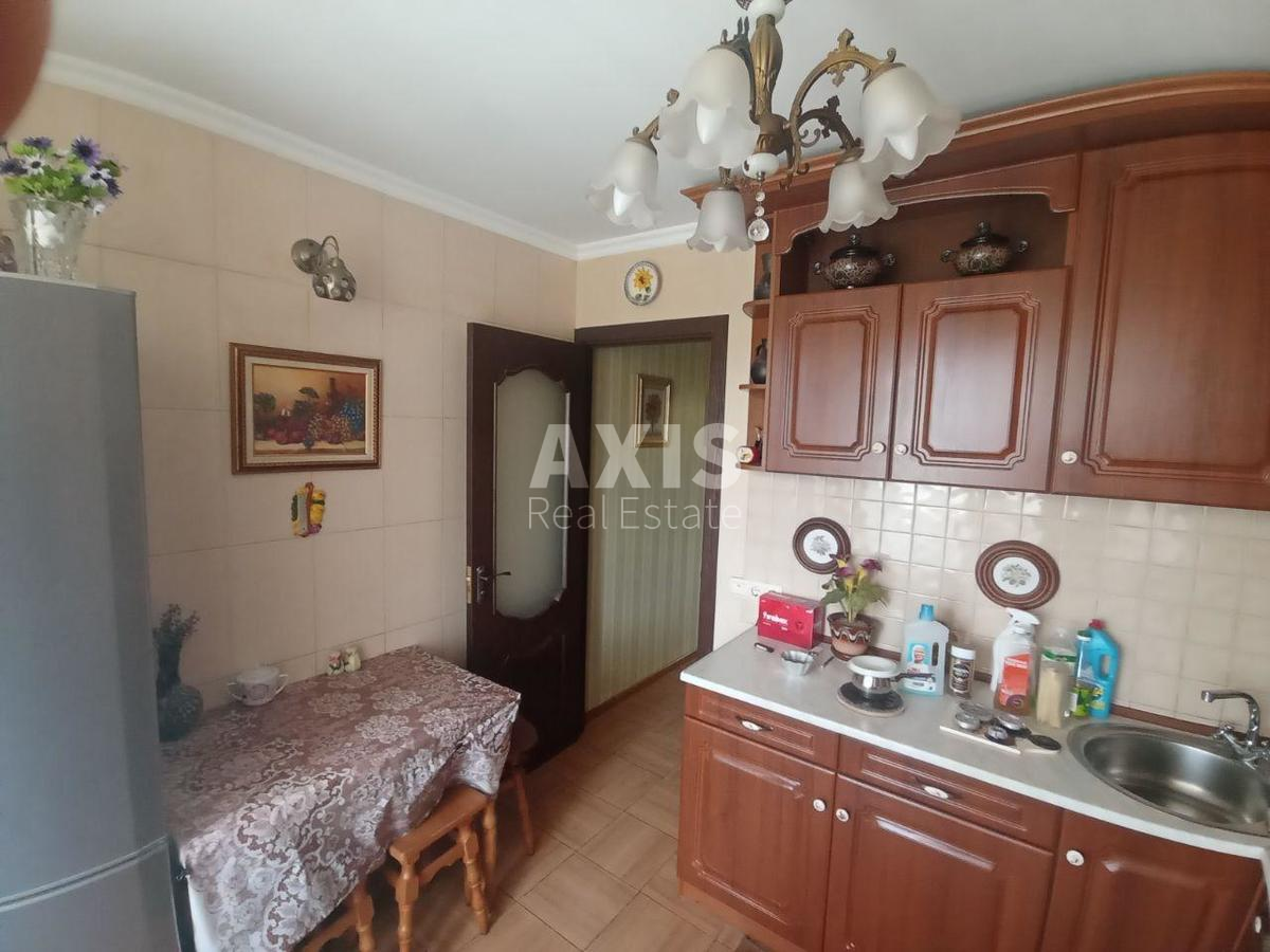 3k apartment pr-t Tychyny Pavla 20А8