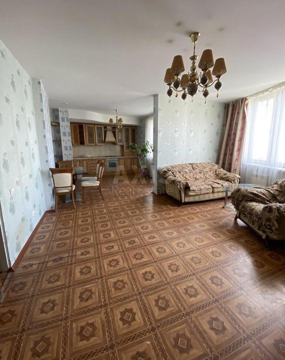 3k apartment vul. Urlivs'ka 30