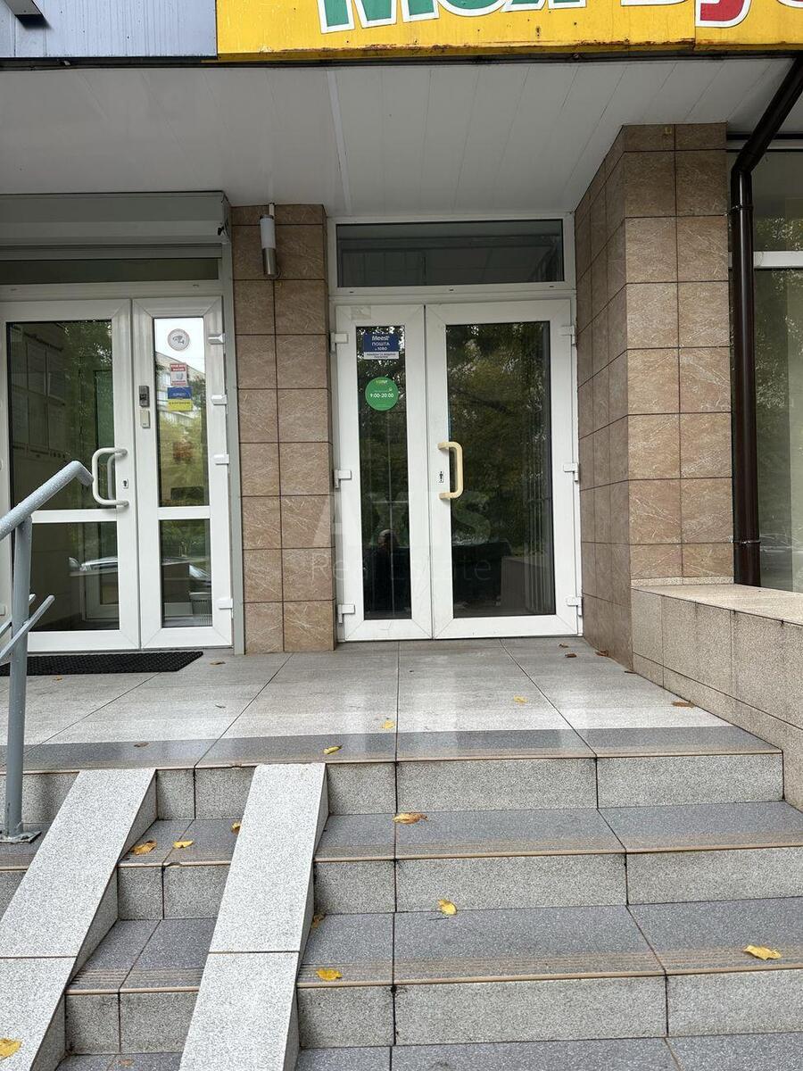 Об'єкт торгівлі вул. Антонова Авіаконструктора 9, 170м2607211