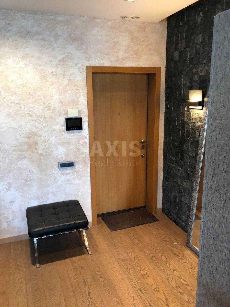2к квартира ул. Голосеевская 131