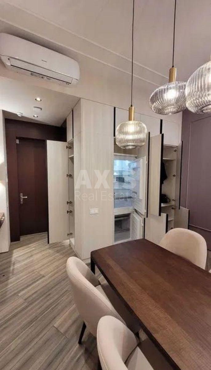 1k apartment vul. Zhyljans'ka 681