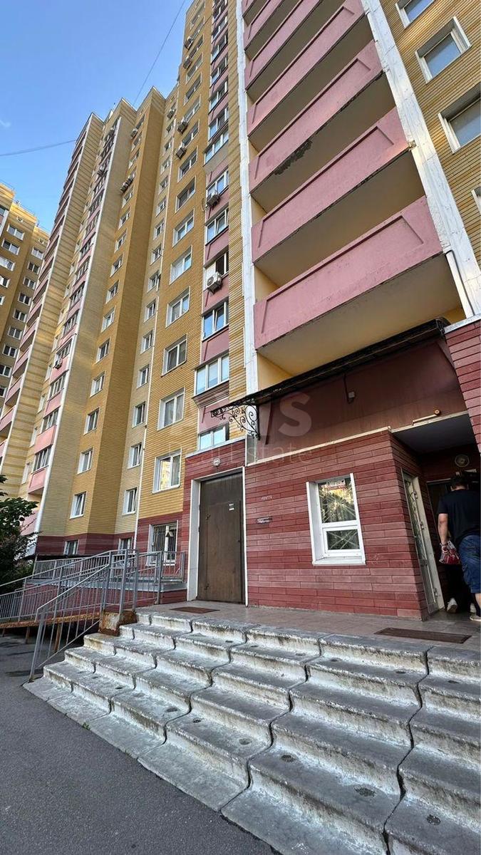 1k apartment vul. Myhajla Maksymovycha 9В6
