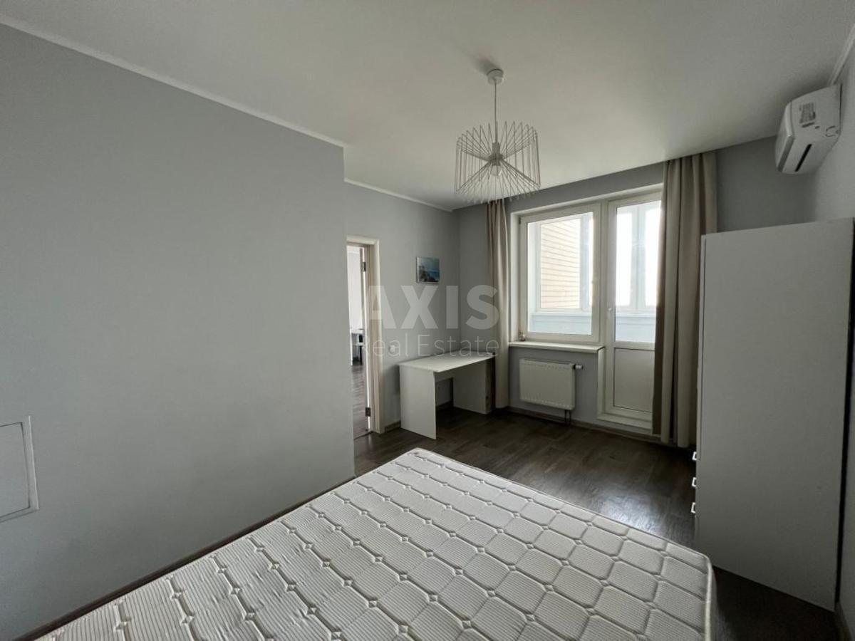 1k apartment vul. Malynovs'kogo Marshala 4В3
