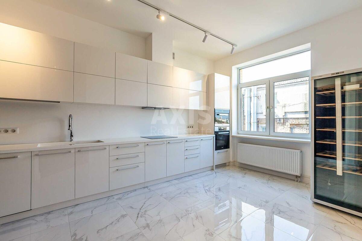 5k apartment vul. Hmel'nyc'kogo Bogdana 30/10573270