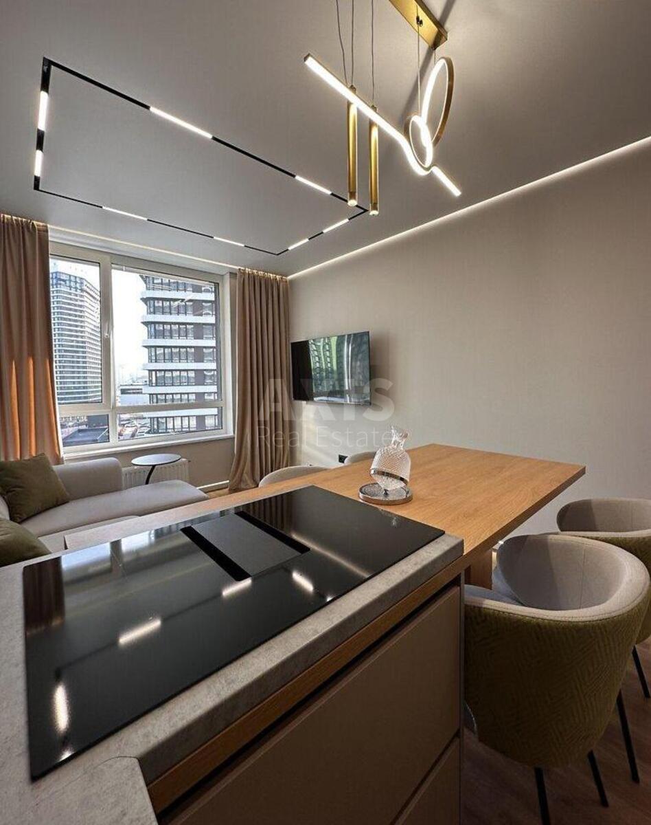 1k apartment nab. Dniprovs'ka 15Д1