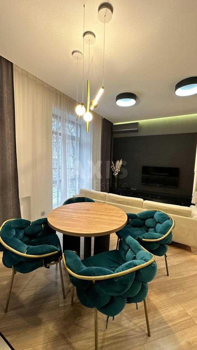 2к квартира ул. Жилянская 54619112