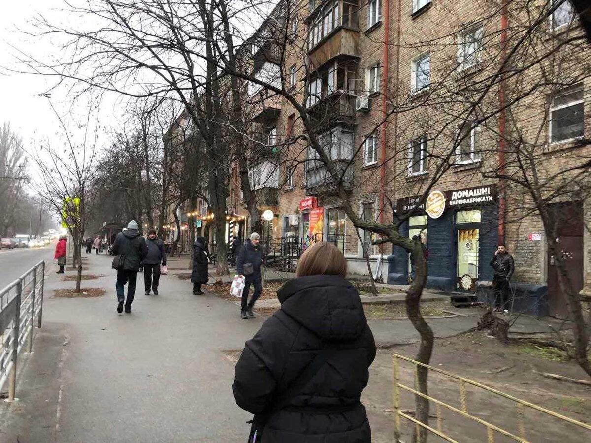 Объект торговли ул. Ольжича 4, 56м2575980