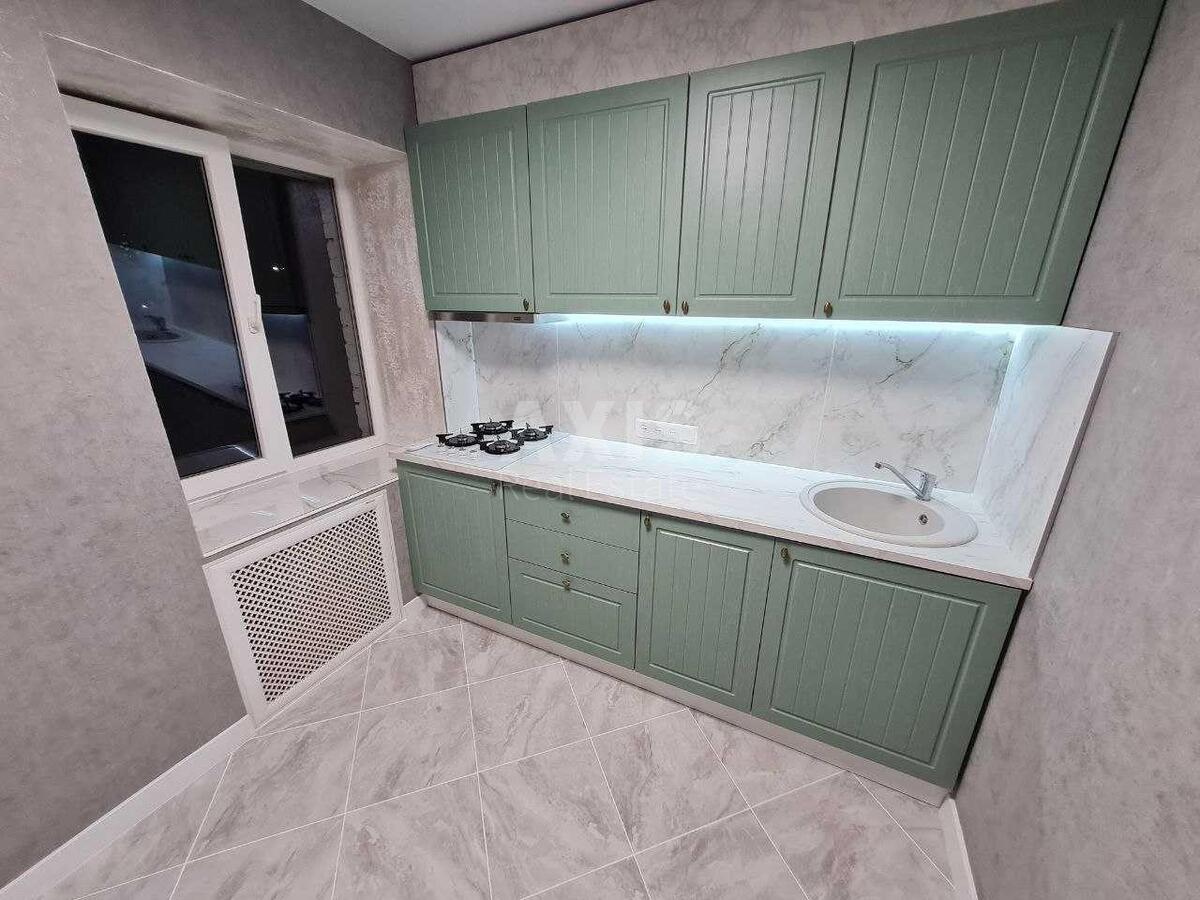 2k apartment vul. Kostjantynivs'ka 10