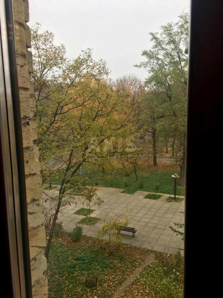 3k apartment pr-t Berestejskij 37623184