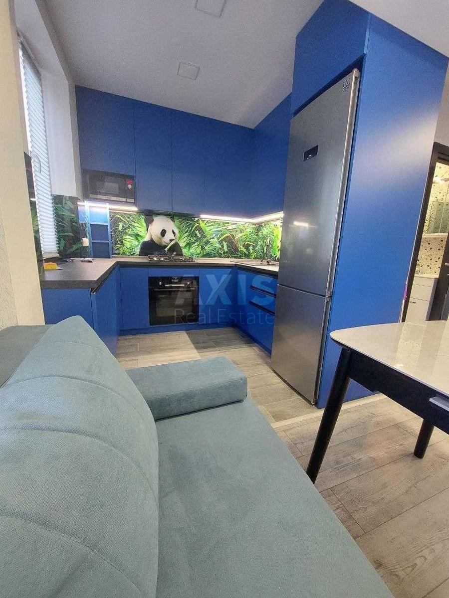 2k apartment vul. Spas'ka 25