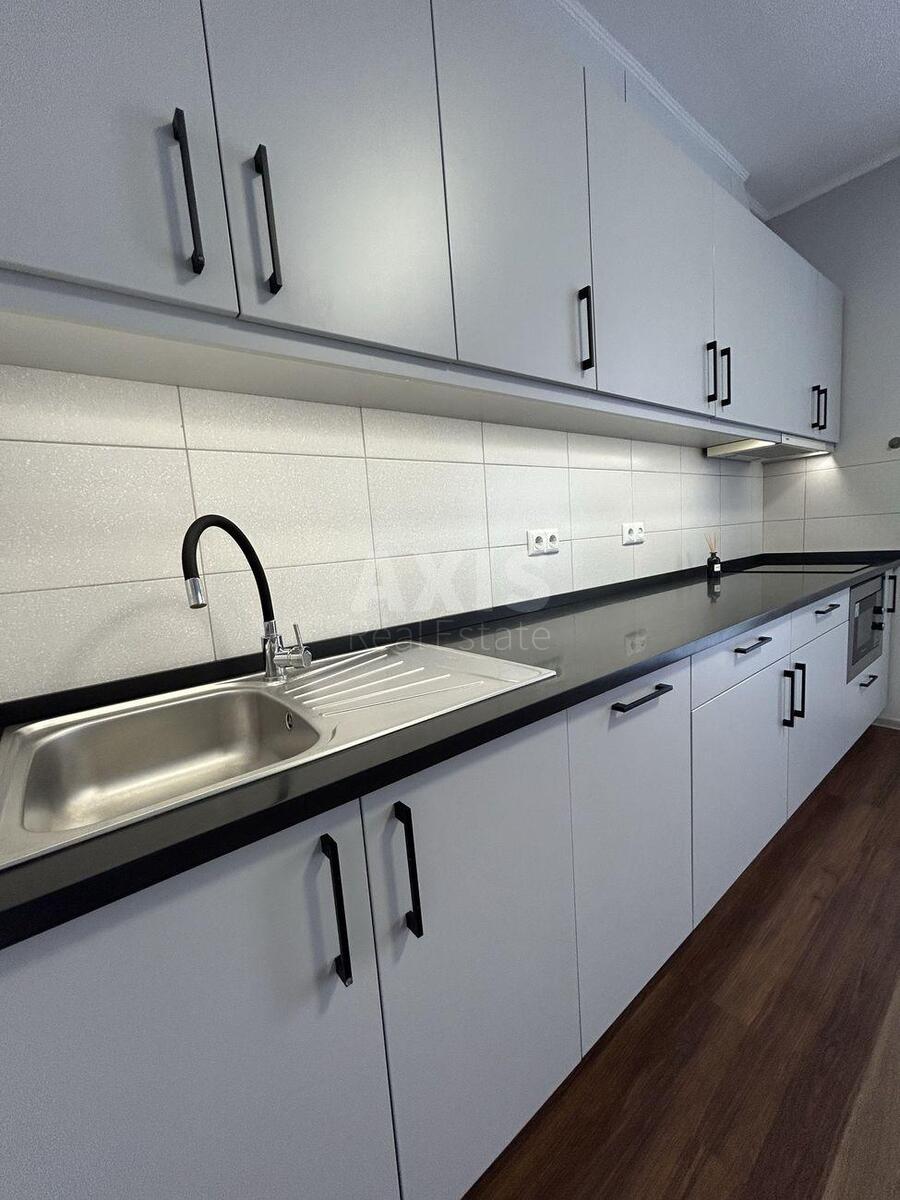 2k apartment vul. Glybochyc'ka 13636851