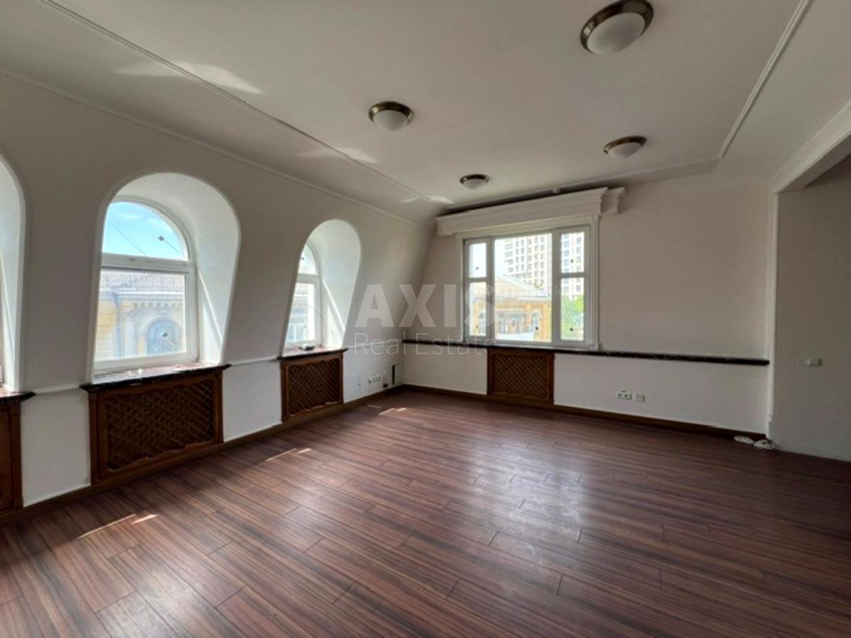 Office vul. Saksagans'kogo 67Б, 1738m26341312