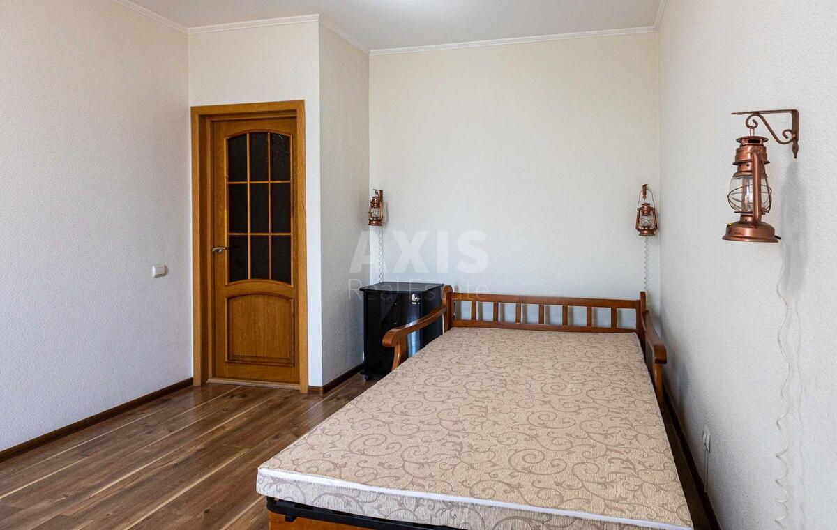 1k apartment vul. Voskresens'ka 12В5