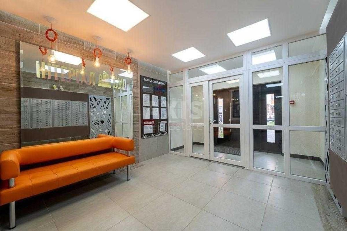 1k apartment vul. Oleny Pchilky 36