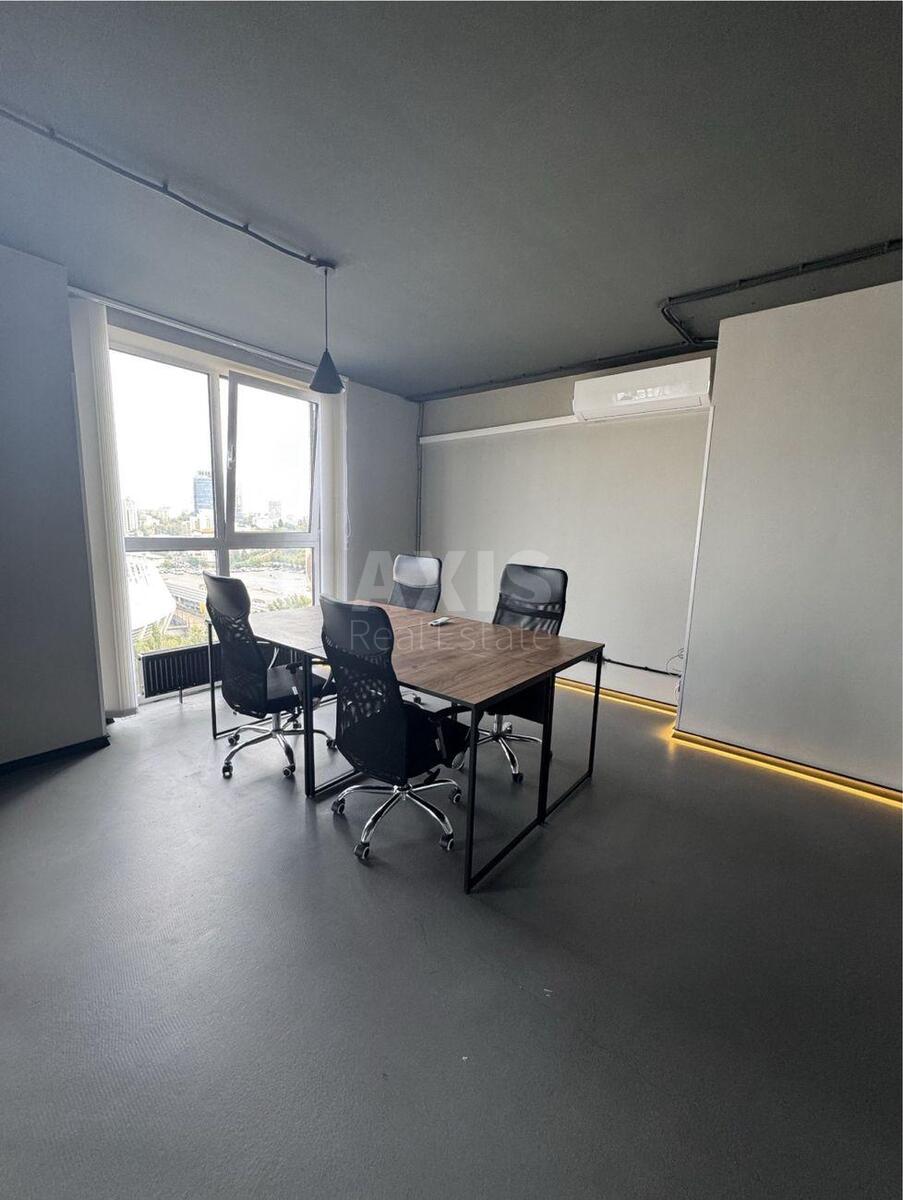 Office vul. Dilova 2Б, 140m2585344
