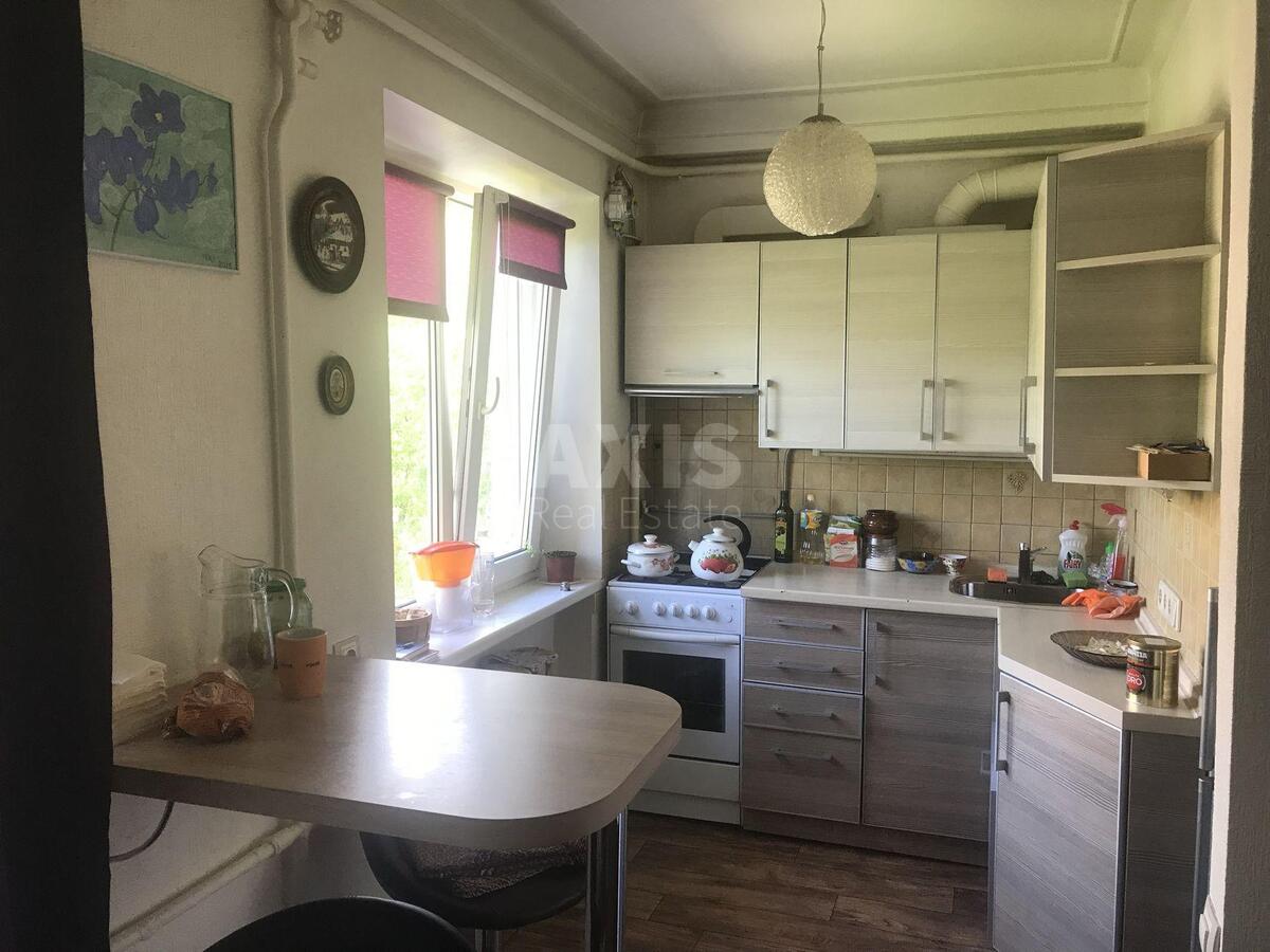 2k apartment vul. Chumaka Vasylja 8