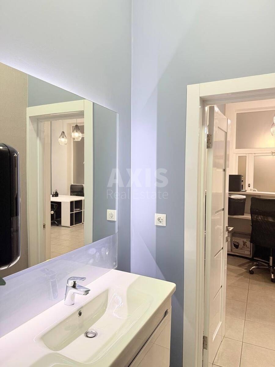 Office vul. Jams'ka 52, 55m26304610