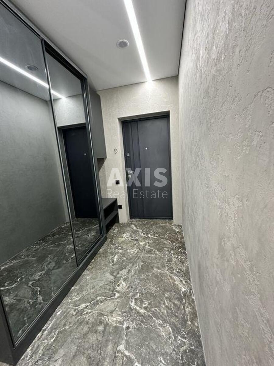 3k apartment nab. Dniprovs'ka 15д2