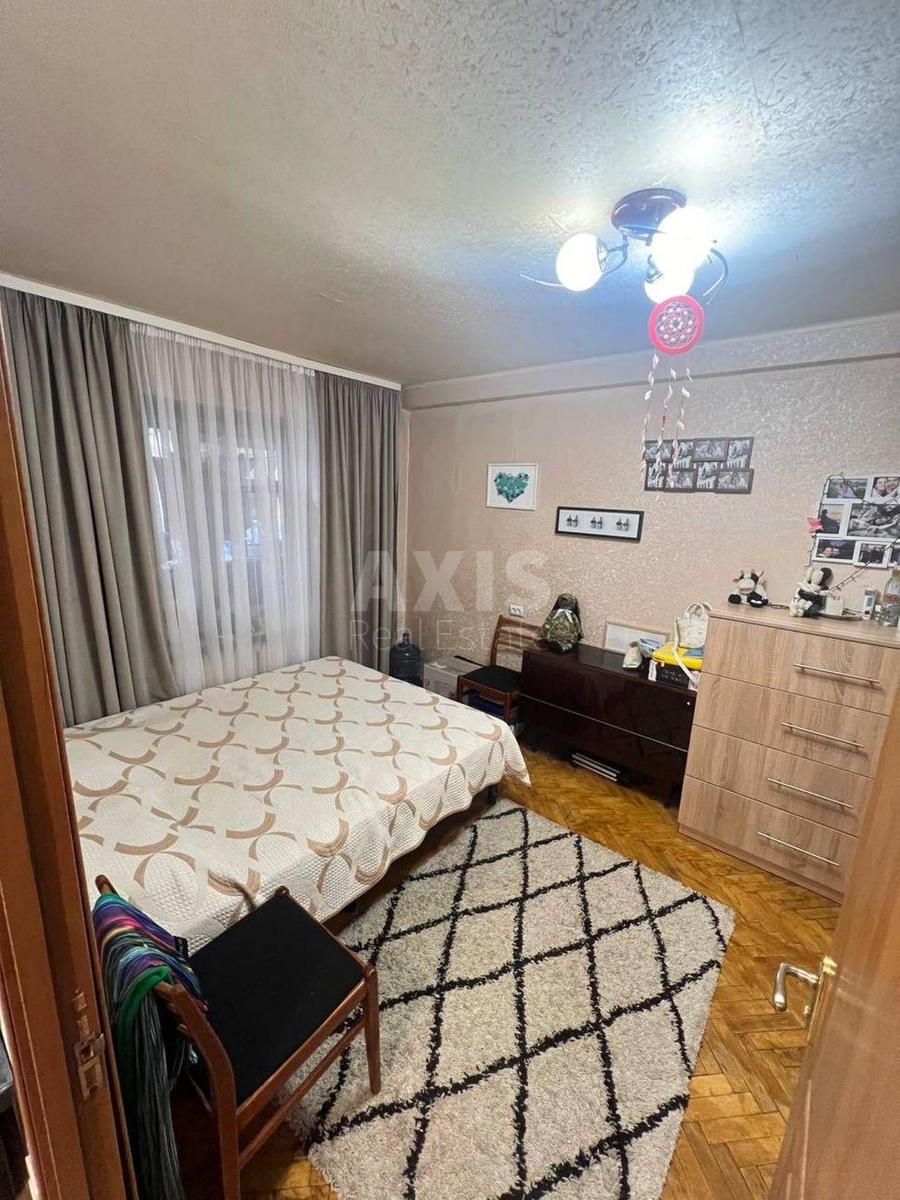2к квартира ул. Кирилловская 152424753