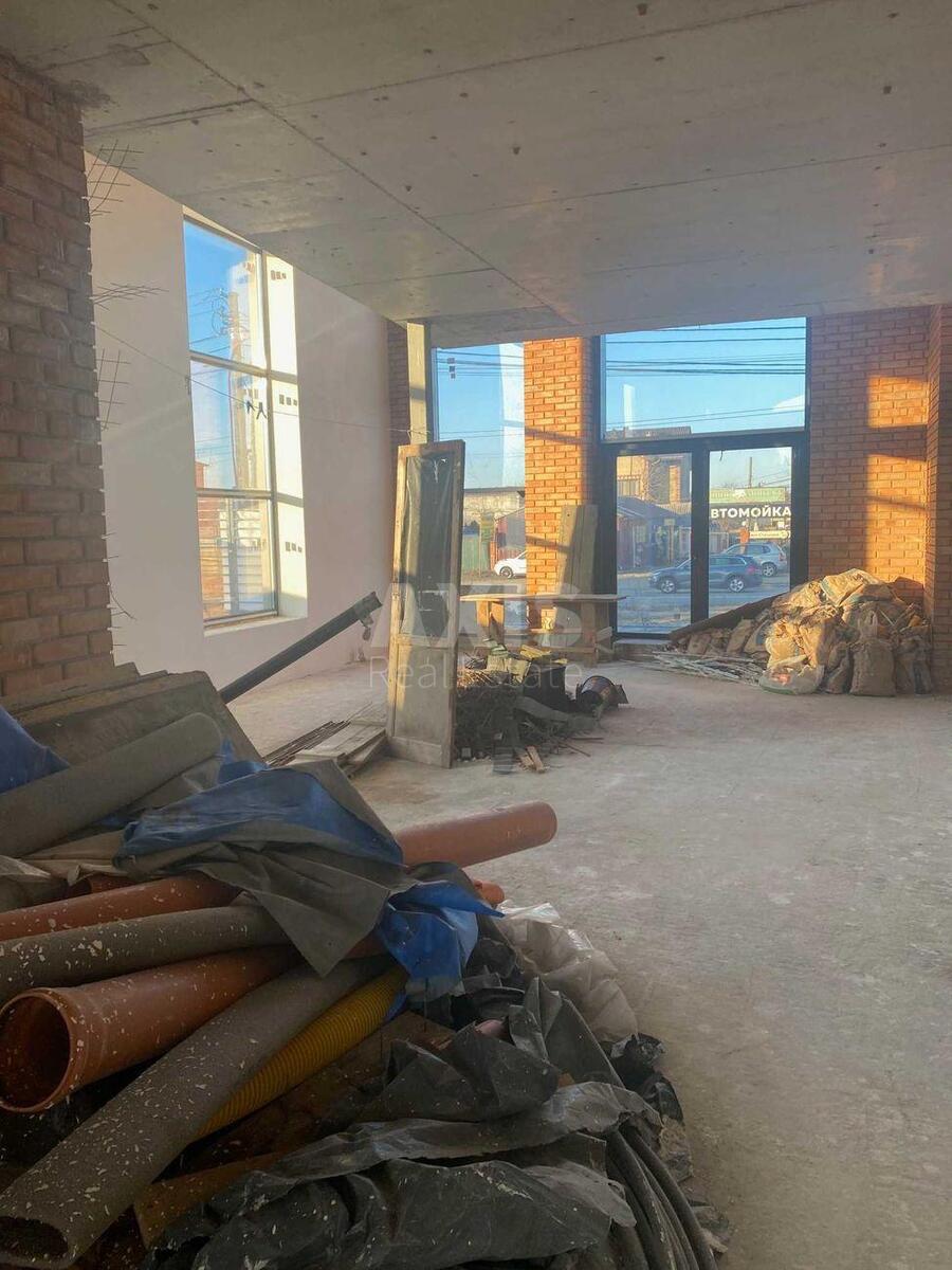 Service object vul. Stecenka 49, 335m2625229