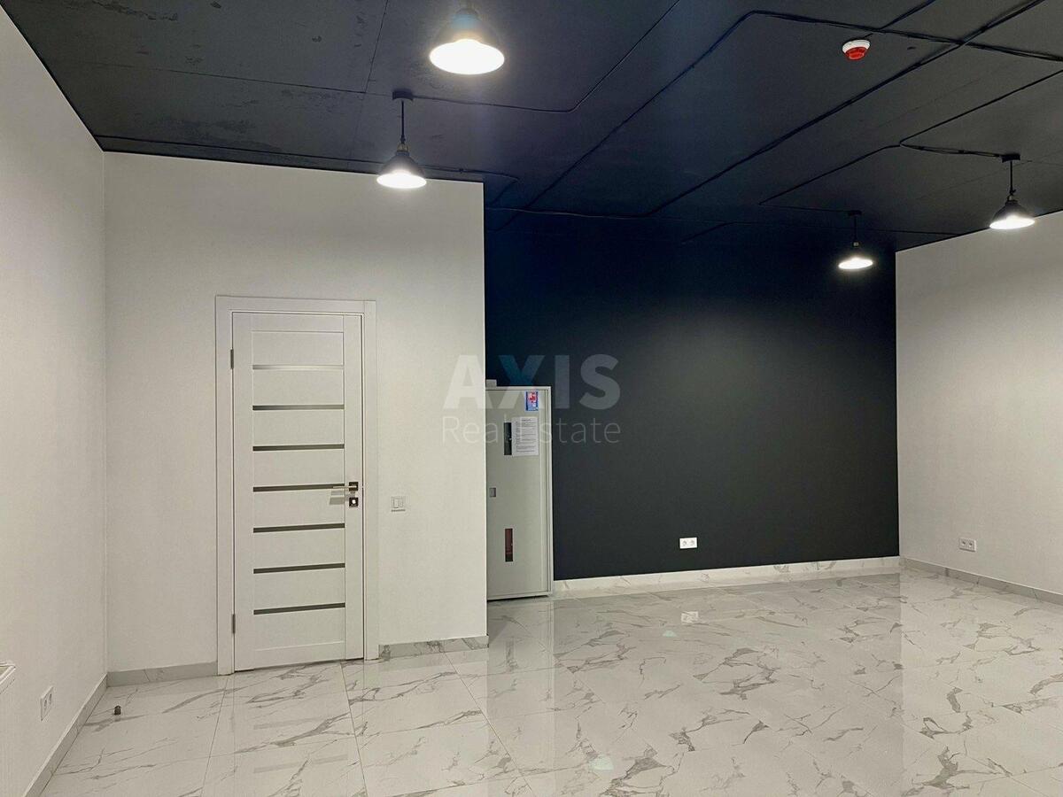 Trade object vul. Myhajla Maksymovycha 24, 41m23