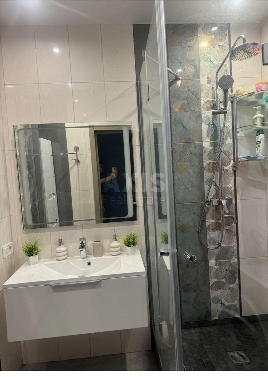 2k apartment vul. Geroi'v Sevastopolja 35А5748811