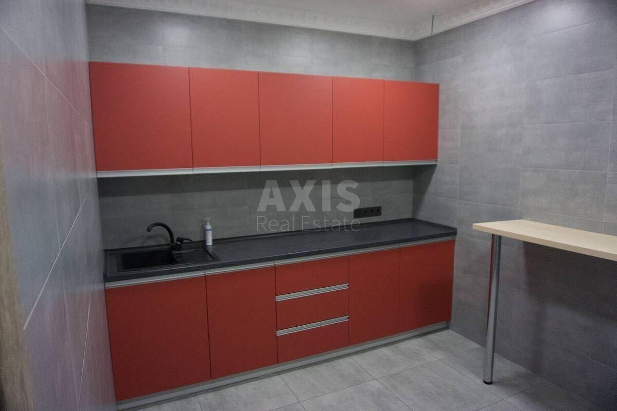 Office vul. Zhyljans'ka 68, 215m2575757