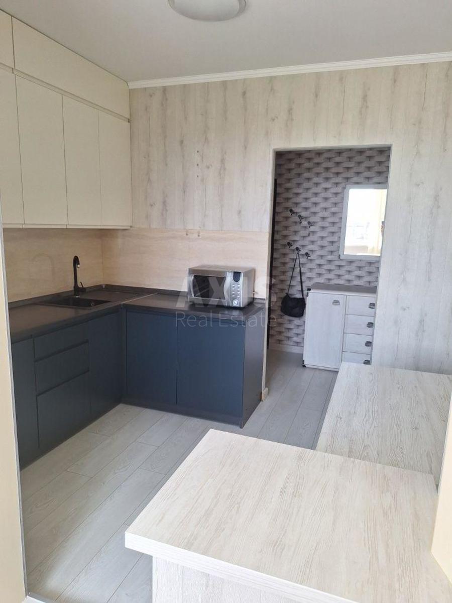1k apartment vul. Myloslavs'ka 21
