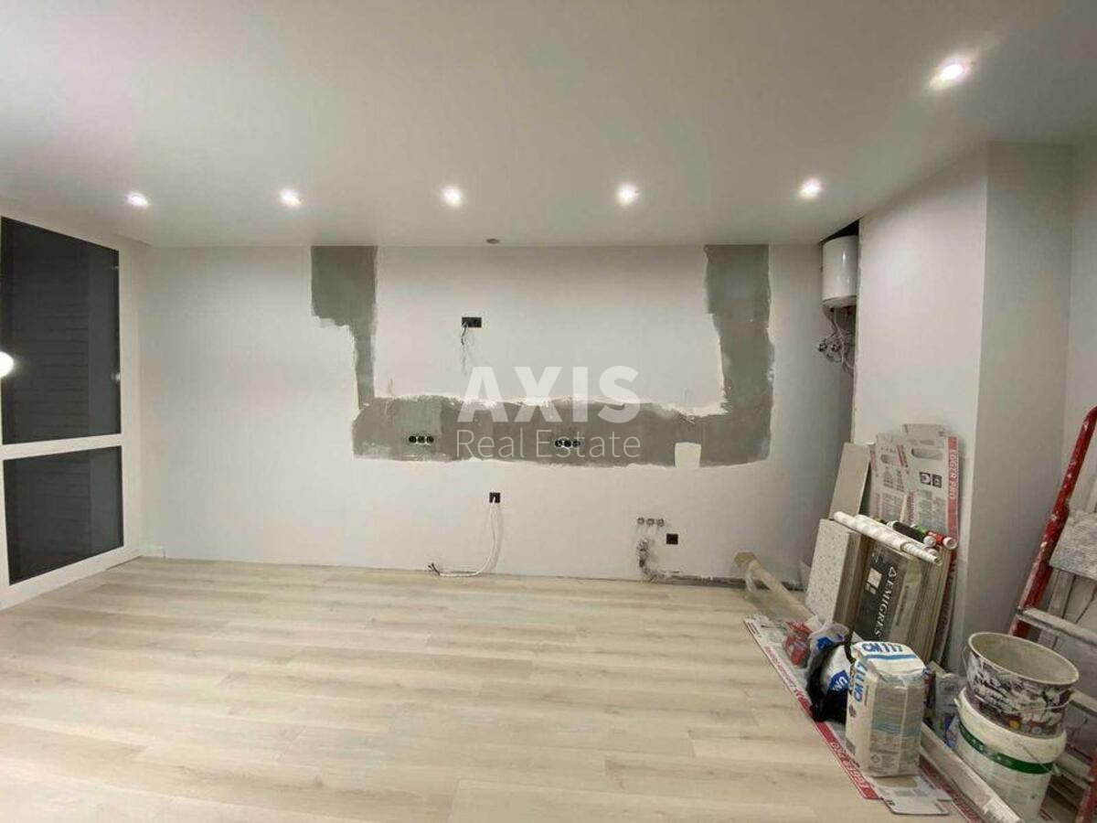 3k apartment vul. Malynovs'kogo Marshala 818