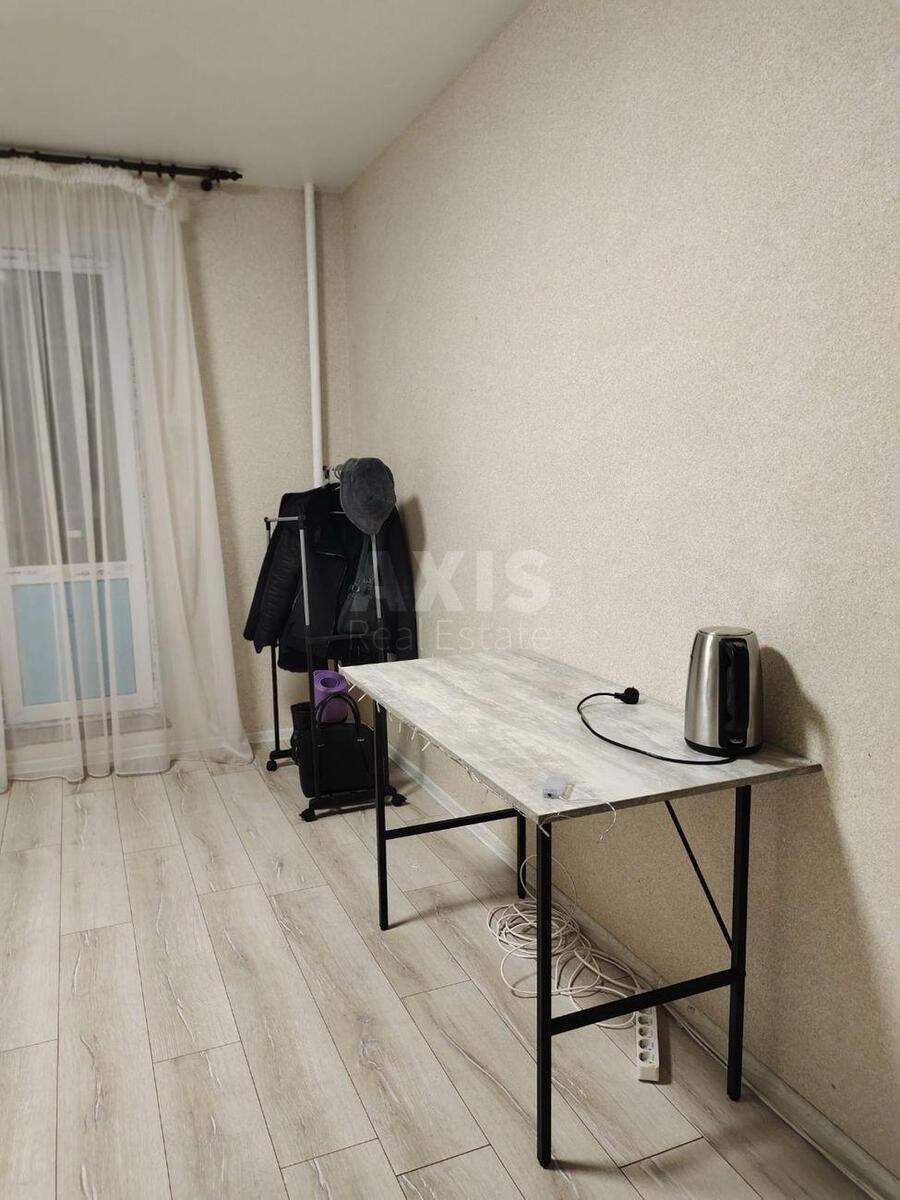 3k apartment vul. Putyvl's'ka 40630636