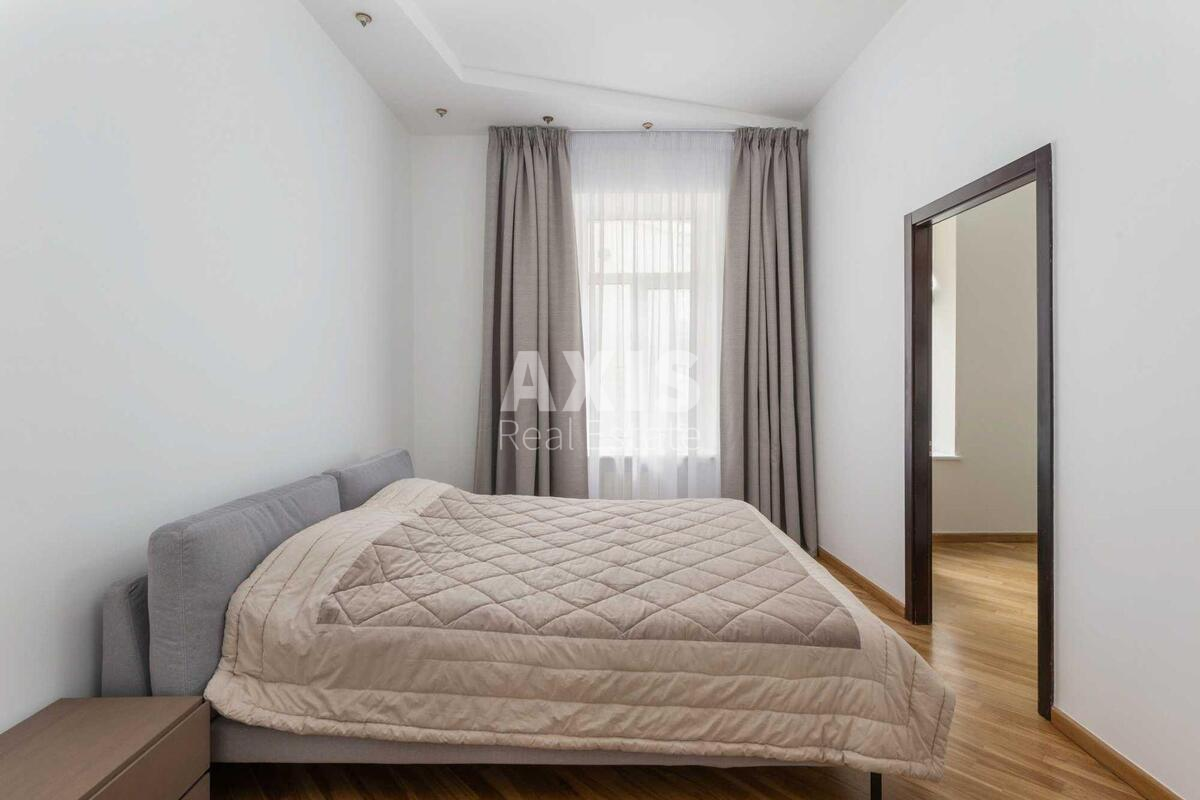 3k apartment vul. Kruglouniversytets'ka 6530074