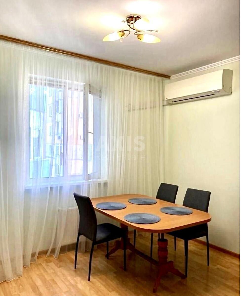 1k apartment vul. Kurs'ka 13Е633213